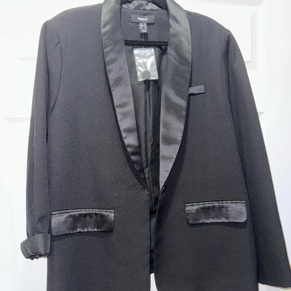 Forever21+ Elegant Black Blazer
